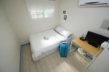 Leo Guesthouse Hongdae 2 Hostel Seoul Ngoại thất bức ảnh